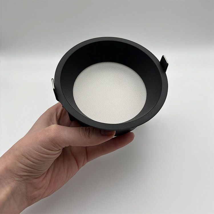 Skarlat  RDL73032 15W BK 3000K