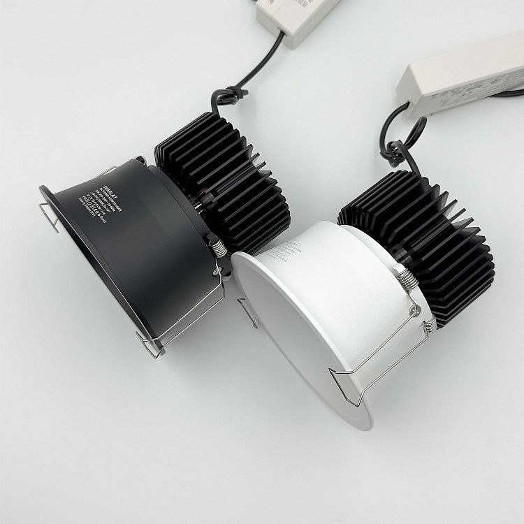 Skarlat RSL74W005-5 30W WH 4000K