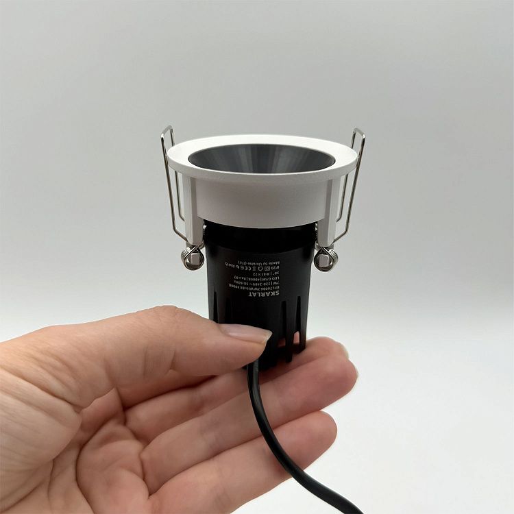 Skarlat RFL76086 7W WH+BK 4000K
